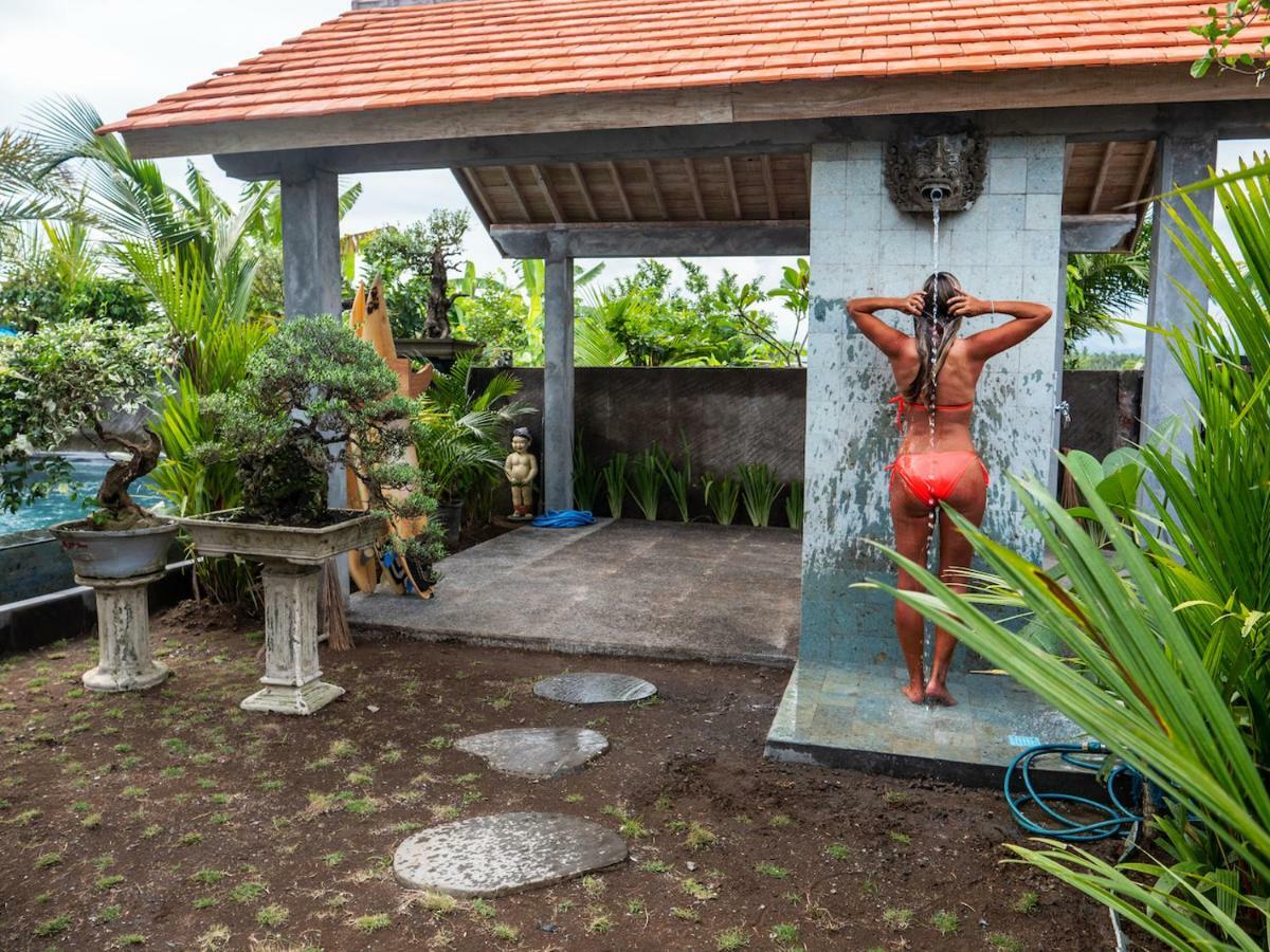 Fins Villa Medewi Airsatang Exterior photo